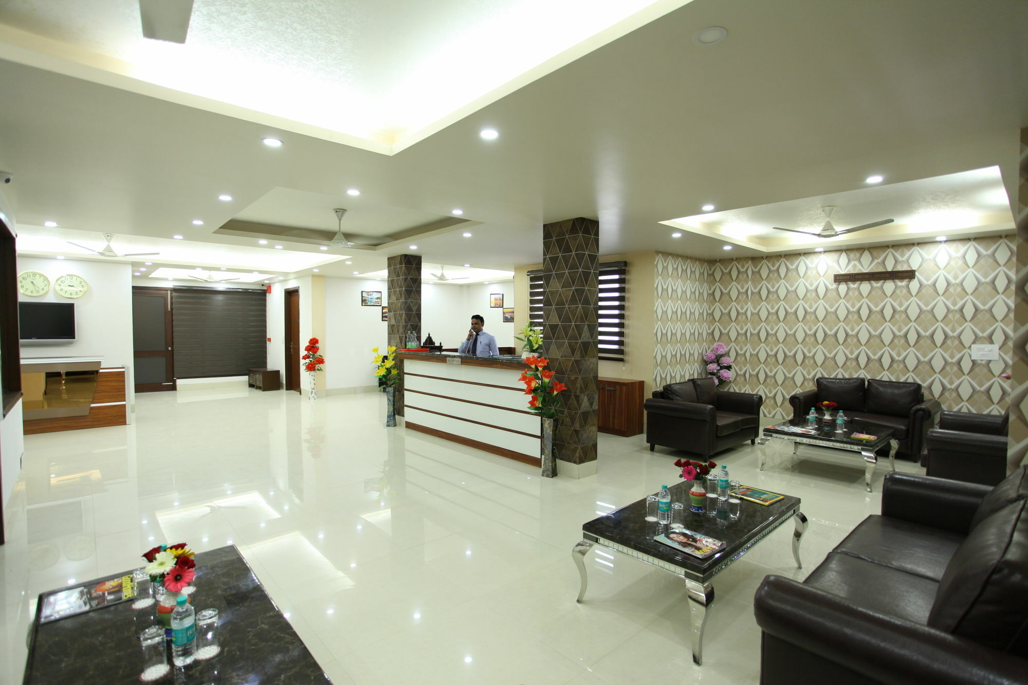Hotel H.C Grand Yeni Delhi Dış mekan fotoğraf